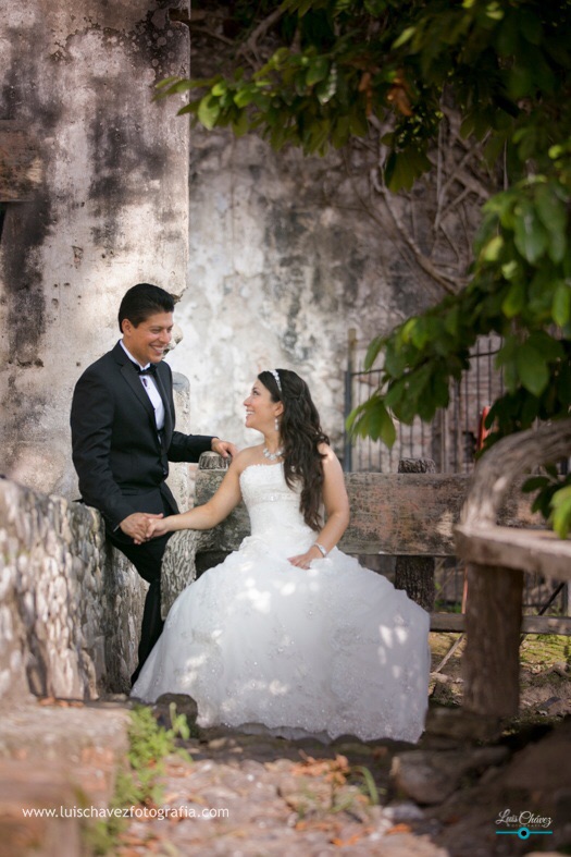 Karla + Jesus Trash the dress