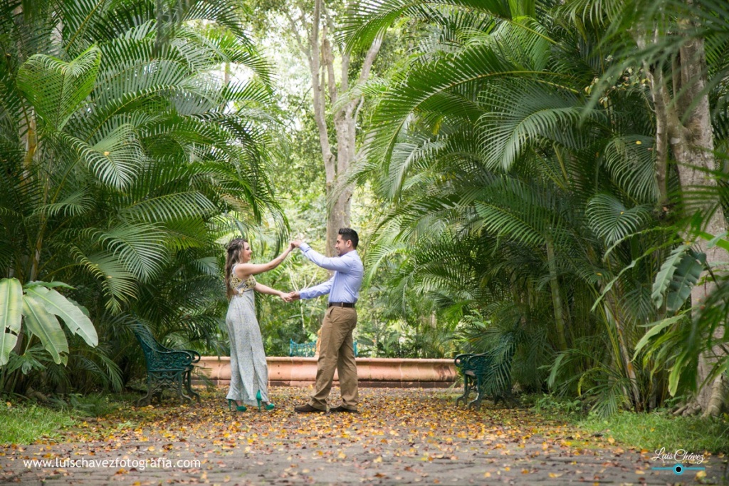 Reyna + Cristian E-Session