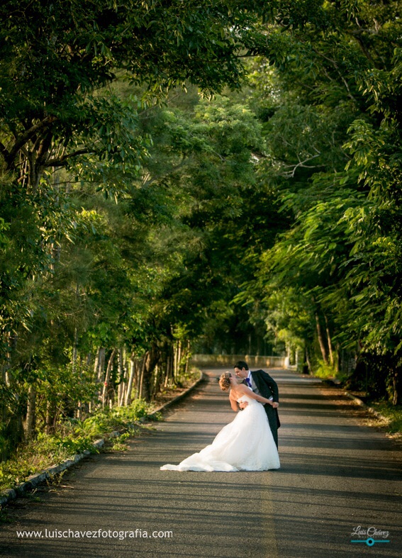 Aina y Sergio Trash the dress