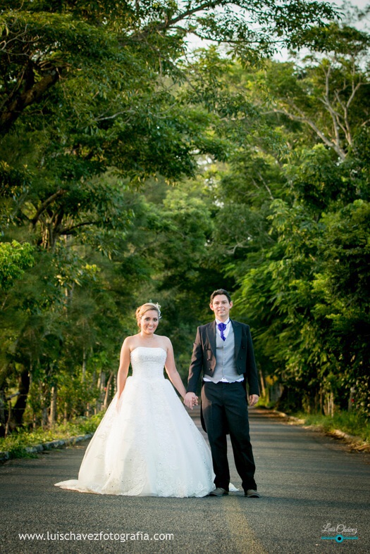 Aina y Sergio Trash the dress