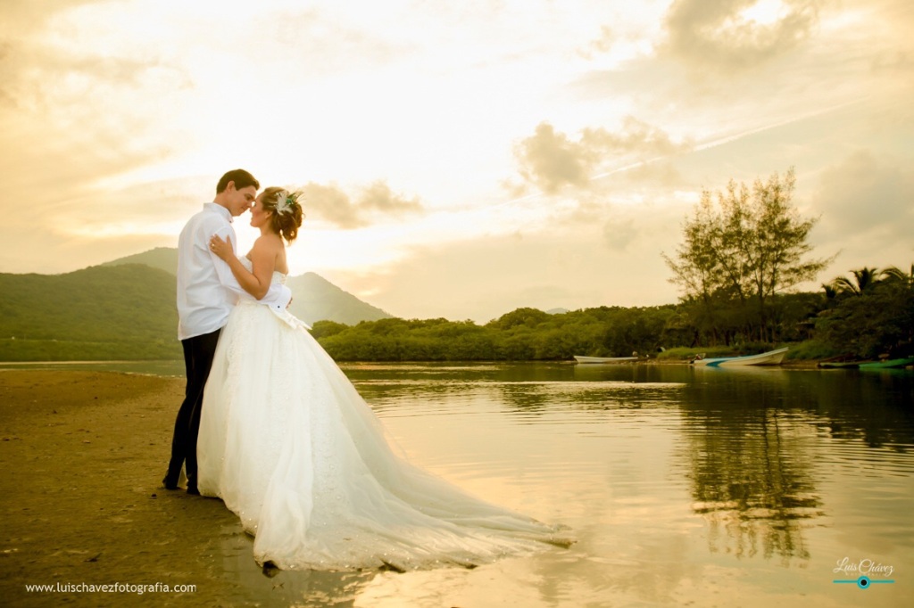 Aina y Sergio Trash the dress