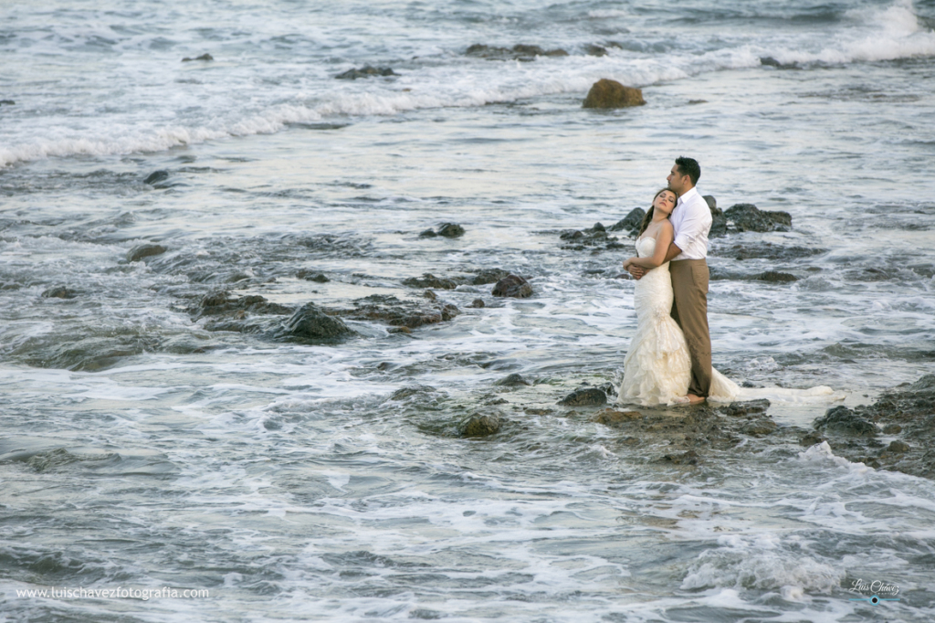 Reyna + Cristian Trash the Dress