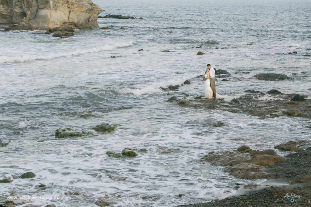 Reyna + Cristian Trash the Dress